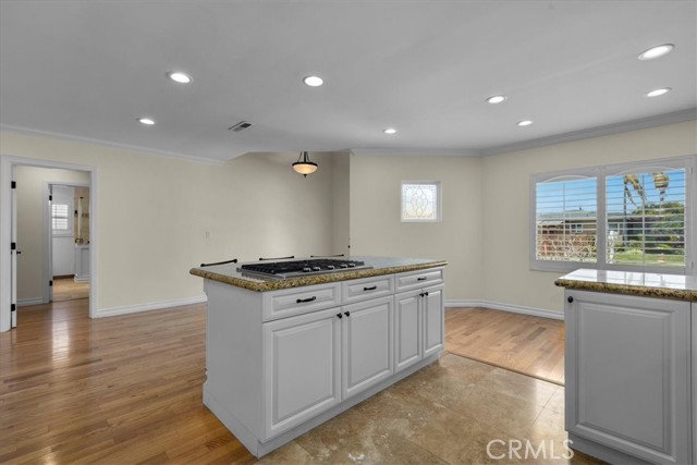Detail Gallery Image 9 of 45 For 5442 W134th St, Hawthorne,  CA 90250 - 4 Beds | 2 Baths