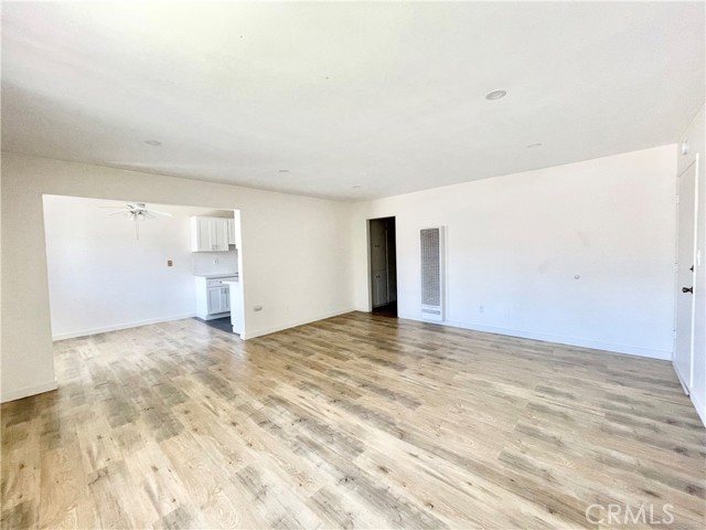 Detail Gallery Image 3 of 22 For 3175 Quartz Ln #5,  Fullerton,  CA 92831 - 2 Beds | 1 Baths