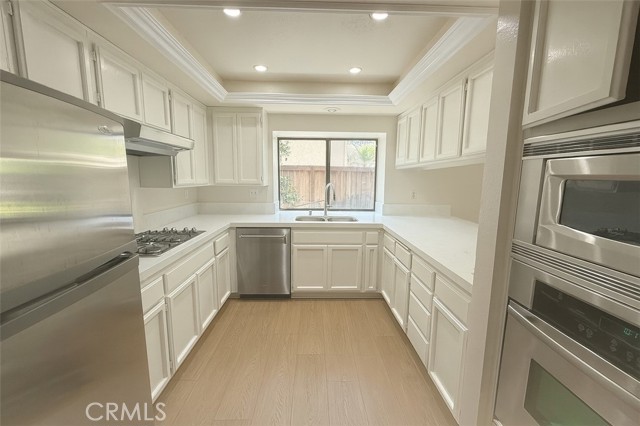 64 Tidewind, Irvine CA: https://media.crmls.org/medias/f03d649e-8c21-4bc5-88a0-725692a21620.jpg
