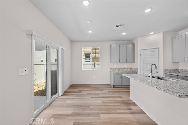 28577 Via Roble, Temecula CA: https://media.crmls.org/medias/f03db10d-511a-4ef8-aa0c-d5889ee2d26e.jpg