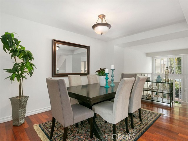 Detail Gallery Image 9 of 30 For 6051 Shadowbrook Cir, Huntington Beach,  CA 92648 - 2 Beds | 2/1 Baths