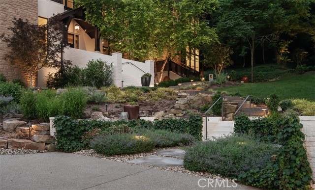 3530 Trimble Court, Outside Area (Outside Ca) CA: https://media.crmls.org/medias/f03e0f1a-6348-4fc0-a7cb-ab8f7580e17e.jpg