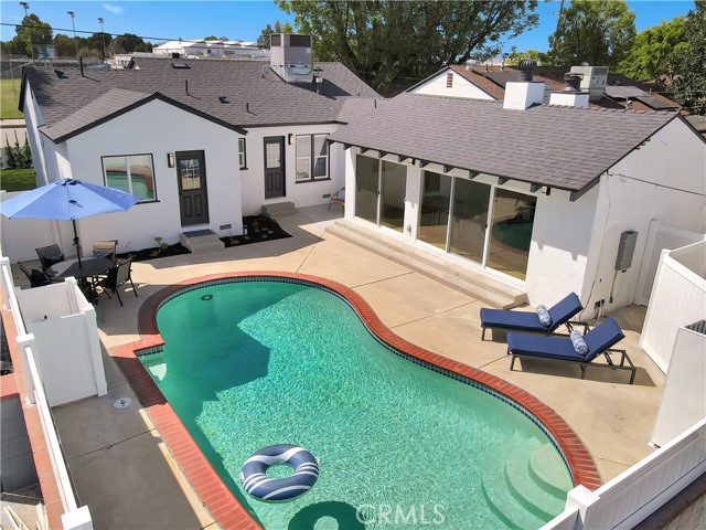 Detail Gallery Image 27 of 30 For 6438 Lindley Ave, Reseda,  CA 91335 - 3 Beds | 2 Baths