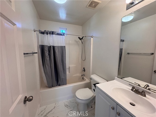 Detail Gallery Image 17 of 21 For 3812 Carrotwood St, Riverside,  CA 92501 - 3 Beds | 2/1 Baths