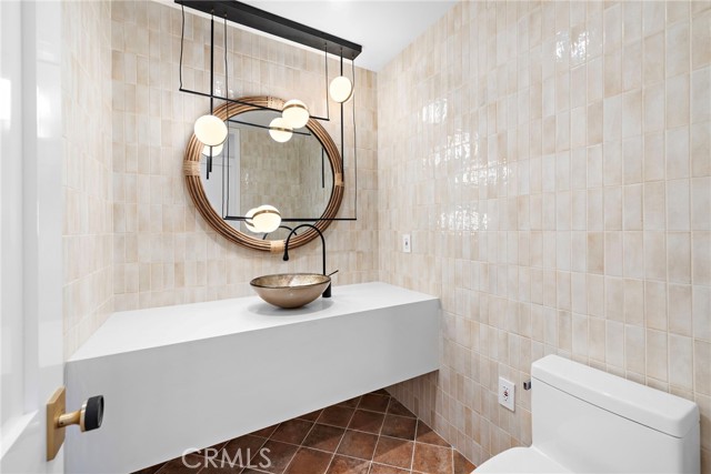 Detail Gallery Image 6 of 40 For 207 W Avenida San Antonio, San Clemente,  CA 92672 - 5 Beds | 4/1 Baths