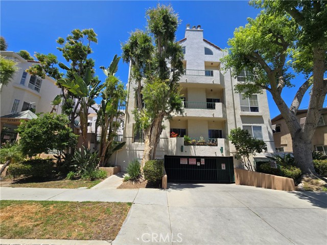 Detail Gallery Image 2 of 26 For 14347 Albers St #301,  Sherman Oaks,  CA 91401 - 2 Beds | 2 Baths