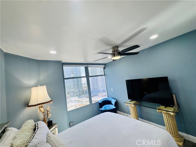 Detail Gallery Image 30 of 33 For 100 Atlantic Ave #1012,  Long Beach,  CA 90802 - 2 Beds | 1 Baths