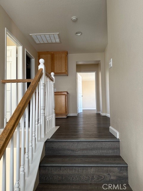 Detail Gallery Image 12 of 19 For 12364 Freeport, Victorville,  CA 92392 - 5 Beds | 3 Baths