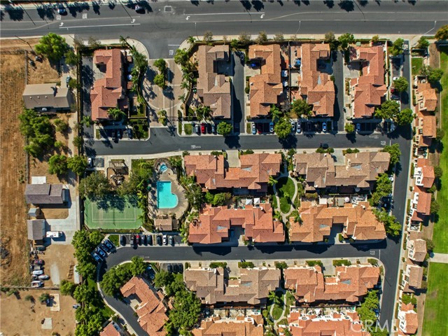 Detail Gallery Image 34 of 37 For 3337 Night Bloom Ln, Perris,  CA 92571 - 3 Beds | 2/1 Baths