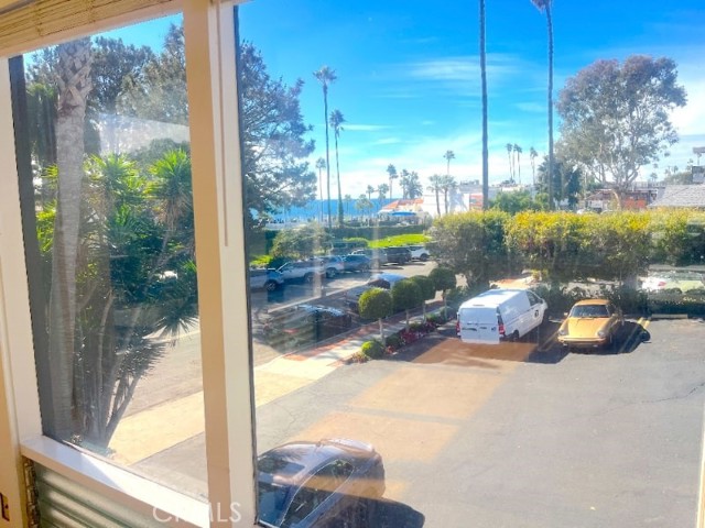 Detail Gallery Image 5 of 35 For 250 Cliff Dr #14,  Laguna Beach,  CA 92651 - 1 Beds | 1 Baths