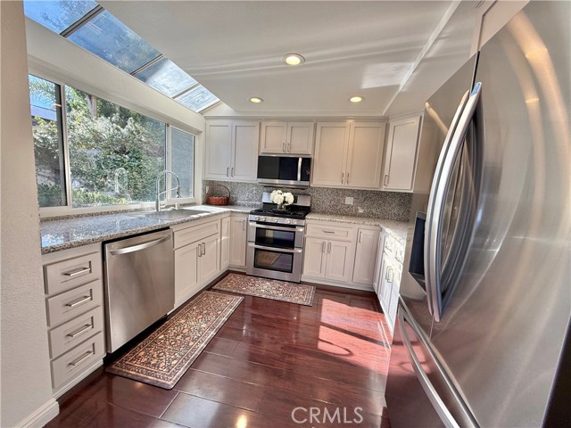 Detail Gallery Image 23 of 69 For 19624 Crystal Hills, Porter Ranch,  CA 91326 - 3 Beds | 3 Baths