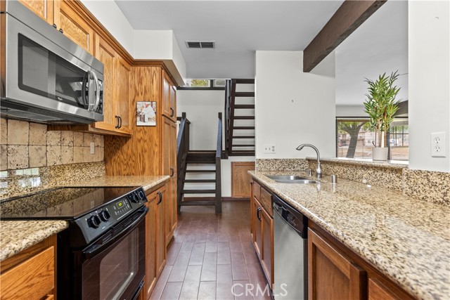 Detail Gallery Image 11 of 34 For 1 Cloverleaf Ct, Tehachapi,  CA 93561 - 3 Beds | 2 Baths