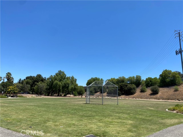 631 1/2 Benson Way, Thousand Oaks CA: https://media.crmls.org/medias/f0426f1d-32b0-43c6-9f55-d063babf6570.jpg