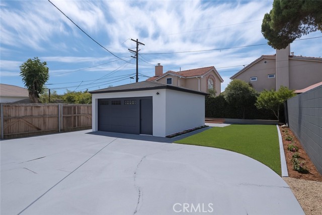 Detail Gallery Image 24 of 25 For 3834 W 116th St, Hawthorne,  CA 90250 - 4 Beds | 2 Baths
