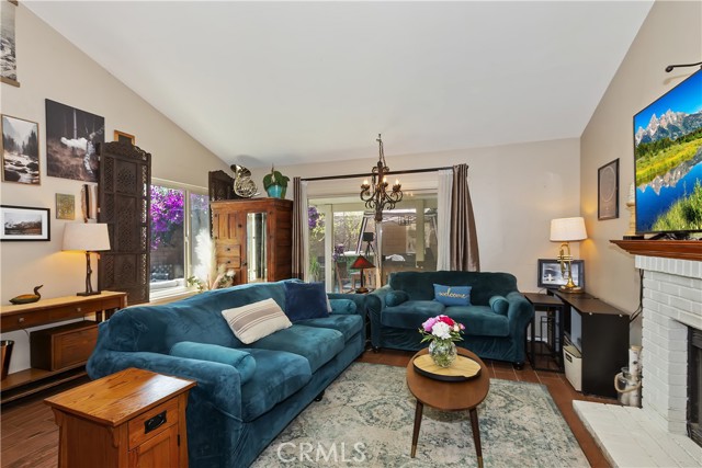 Detail Gallery Image 17 of 29 For 8438 Cedarwood Ln, Rancho Cucamonga,  CA 91730 - 2 Beds | 2 Baths