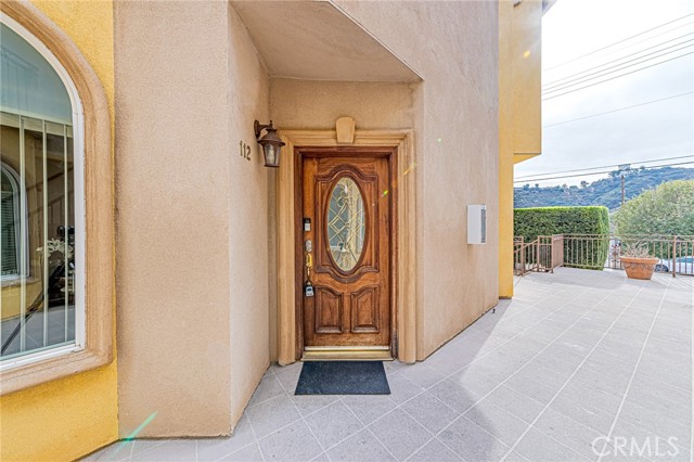 Detail Gallery Image 2 of 37 For 6939 Greeley St #112,  Tujunga,  CA 91042 - 3 Beds | 2/1 Baths