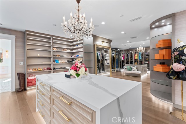 Image 21 of 35 For 23924 Long Valley Road