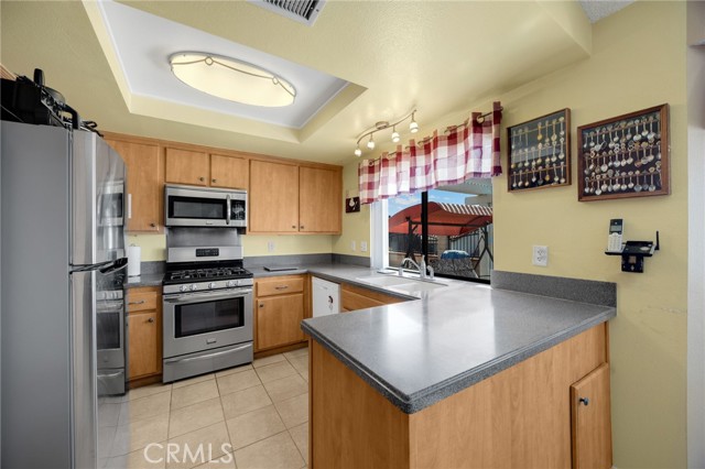 Detail Gallery Image 7 of 35 For 25563 Santa Barbara St, Moreno Valley,  CA 92557 - 3 Beds | 2 Baths