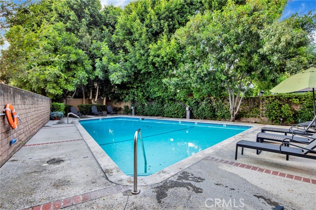 Detail Gallery Image 25 of 37 For 13331 Moorpark St #319,  Sherman Oaks,  CA 91423 - 2 Beds | 2 Baths