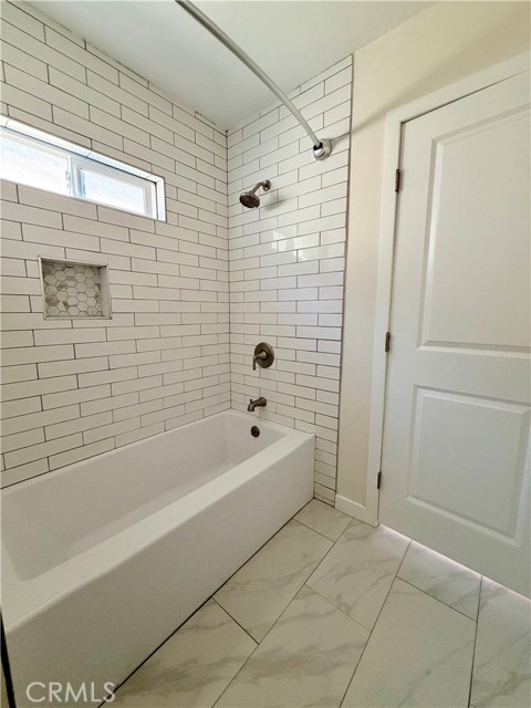 Detail Gallery Image 6 of 30 For 1316 N Hollywood Way, Burbank,  CA 91505 - 2 Beds | 1 Baths