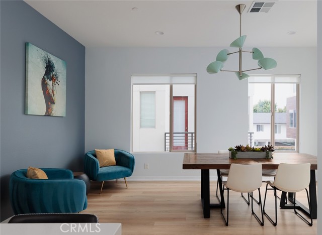 15 Ebb Tide Circle, Newport Beach CA: https://media.crmls.org/medias/f0471799-1b3f-4b0a-ac38-fe8f5caefdd7.jpg