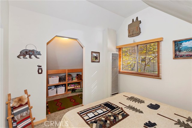 Detail Gallery Image 29 of 43 For 507 Blue Jay Rd, Big Bear Lake,  CA 92315 - 4 Beds | 3/1 Baths