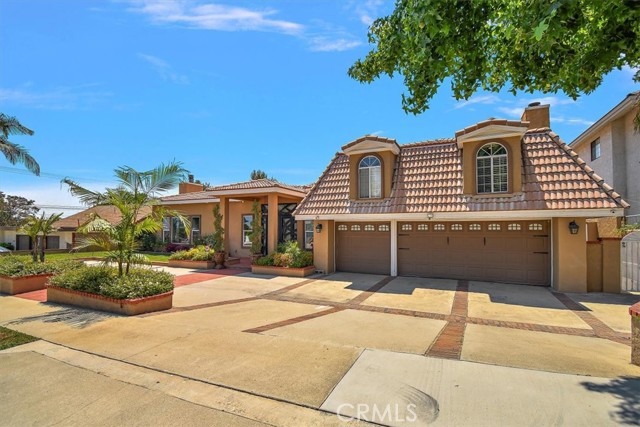 Image 2 of 75 For 2335 San Antonio Avenue
