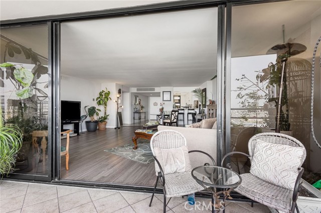 Detail Gallery Image 25 of 54 For 4337 Marina City Dr. #1041,  Marina Del Rey,  CA 90292 - 2 Beds | 2 Baths