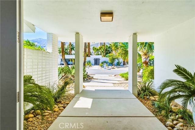 Detail Gallery Image 12 of 75 For 2736 S Camino Real, Palm Springs,  CA 92264 - 4 Beds | 3 Baths