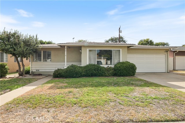 Detail Gallery Image 1 of 41 For 613 Princeton Cir, Fullerton,  CA 92831 - 3 Beds | 2 Baths
