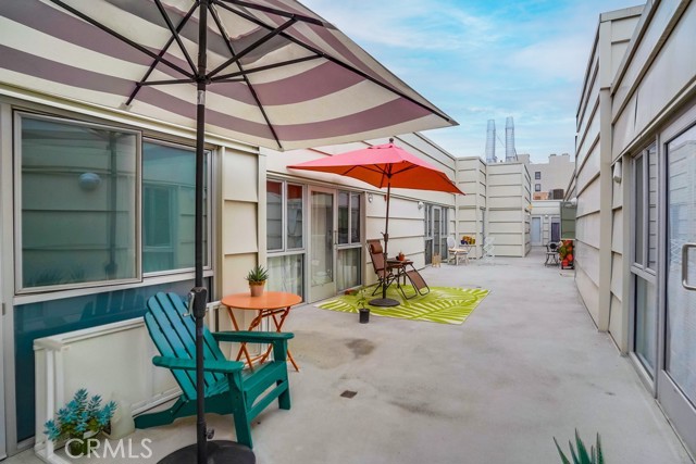 Detail Gallery Image 27 of 27 For 35 Raymond #404,  Pasadena,  CA 91103 - 2 Beds | 2/1 Baths