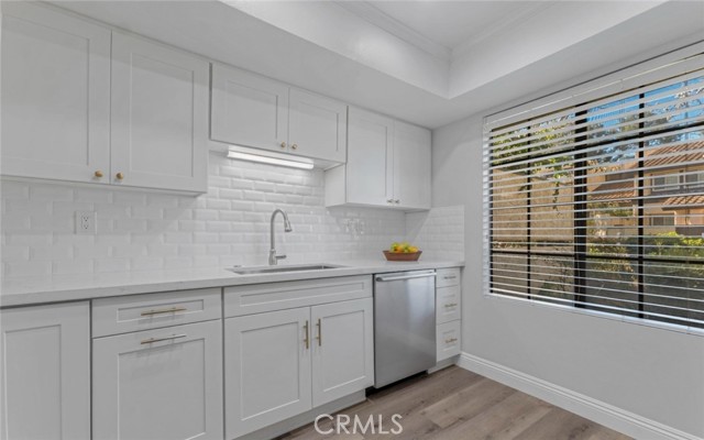 Detail Gallery Image 13 of 30 For 1202 Monte Sereno Dr, Thousand Oaks,  CA 91360 - 2 Beds | 2/1 Baths