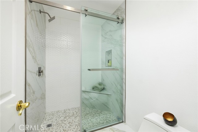 Detail Gallery Image 18 of 24 For 25605 Corsica Way, Yorba Linda,  CA 92887 - 3 Beds | 2 Baths