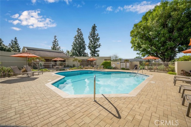 Detail Gallery Image 34 of 41 For 210 Silverlake, Placentia,  CA 92870 - 2 Beds | 2 Baths