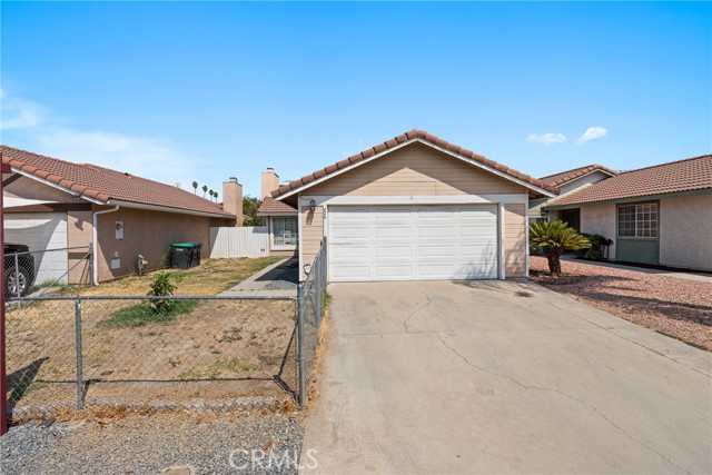 Detail Gallery Image 1 of 32 For 826 Don Dr, Hemet,  CA 92543 - 2 Beds | 2 Baths