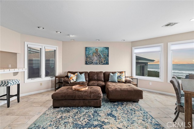 9229 Balboa Avenue, San Simeon CA: https://media.crmls.org/medias/f04db81c-bc1b-4b57-915a-4290f505ffb5.jpg