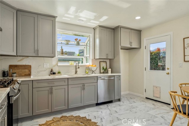 Detail Gallery Image 11 of 26 For 115 California Ave, Glendora,  CA 91741 - 2 Beds | 1 Baths