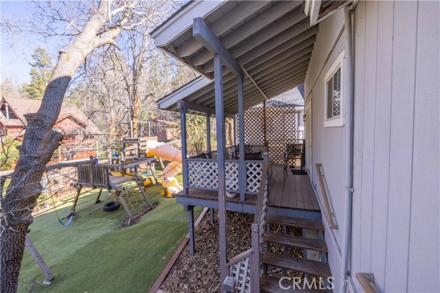 Detail Gallery Image 18 of 33 For 863 Ford Ln, Big Bear Lake,  CA 92315 - 4 Beds | 3/1 Baths