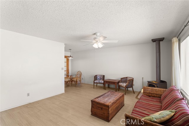 Detail Gallery Image 6 of 29 For 880 S Ramona St, Hemet,  CA 92543 - 2 Beds | 1 Baths