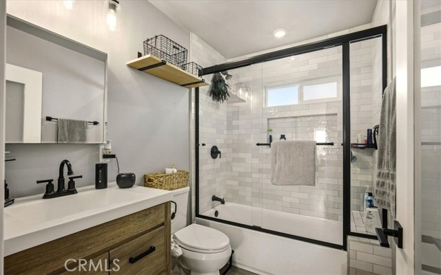 Detail Gallery Image 15 of 34 For 1395 Sunset, Pasadena,  CA 91103 - 2 Beds | 2 Baths