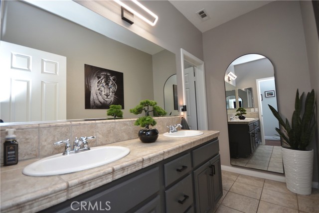 35944 Wilcox Lane, Murrieta CA: https://media.crmls.org/medias/f04fd2f3-3623-436f-9efd-0cd2fbfdc8cc.jpg