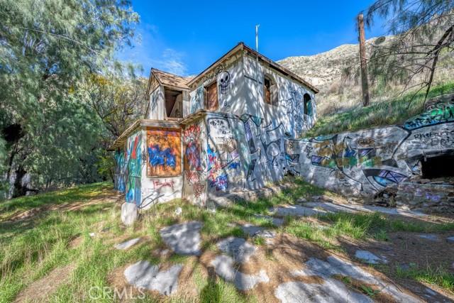 Detail Gallery Image 4 of 31 For 12571 Capra, Agua Dulce,  CA 91390 - 3 Beds | 1 Baths