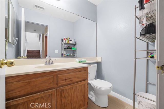 Detail Gallery Image 15 of 21 For 2309 Medical Center Dr, Perris,  CA 92571 - 3 Beds | 2/1 Baths