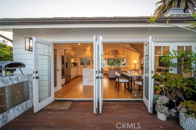 Detail Gallery Image 15 of 56 For 461 Poplar St, Laguna Beach,  CA 92651 - 4 Beds | 4 Baths