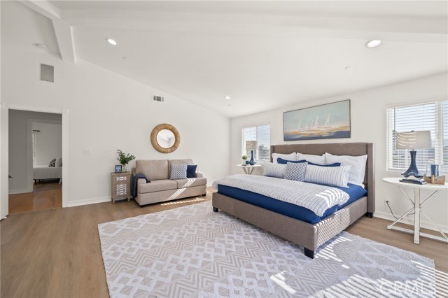 Detail Gallery Image 22 of 60 For 204 N Prospect #B,  Redondo Beach,  CA 90277 - 4 Beds | 3 Baths