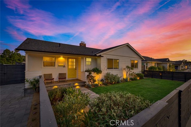 Detail Gallery Image 4 of 35 For 1402 E Rose Ave, Orange,  CA 92867 - 5 Beds | 3 Baths