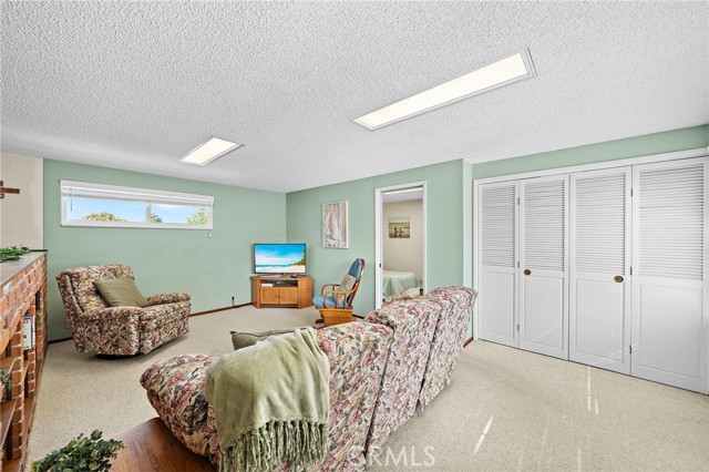 Detail Gallery Image 14 of 39 For 16331 Mahogany St, Fountain Valley,  CA 92708 - 5 Beds | 2 Baths