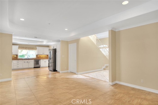 Detail Gallery Image 13 of 33 For 1208 Mackay Ln, Redondo Beach,  CA 90278 - 5 Beds | 3 Baths