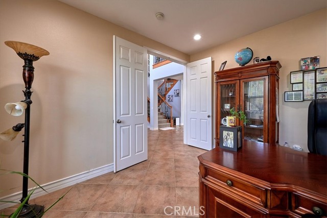 Detail Gallery Image 14 of 75 For 1438 Valley Dr, Norco,  CA 92860 - 5 Beds | 4/1 Baths