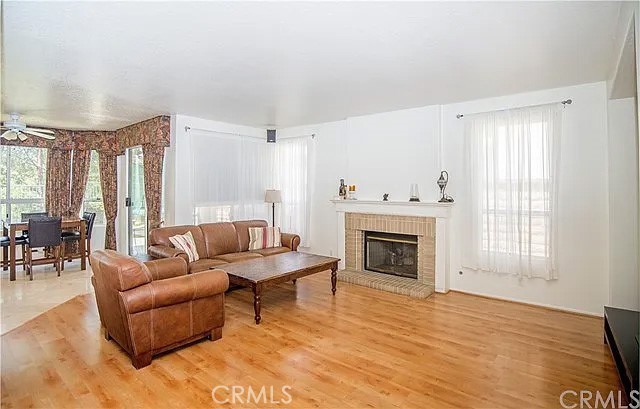 Detail Gallery Image 17 of 32 For 823 S Parkglen Pl, Anaheim Hills,  CA 92808 - 4 Beds | 3/1 Baths